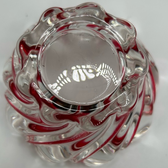 Beautiful Stunning Red and Clear Candy Dish in 4” Round 3” Depth - Picture 3 of 5